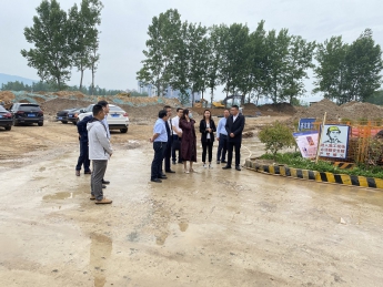 中国农业发展银行汉中市分行一行至西乡县文旅场馆建设项目地实地考察